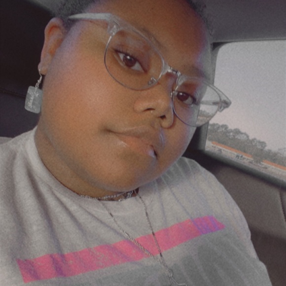 Meet your Posher, Victoria - Picture 4 of 4